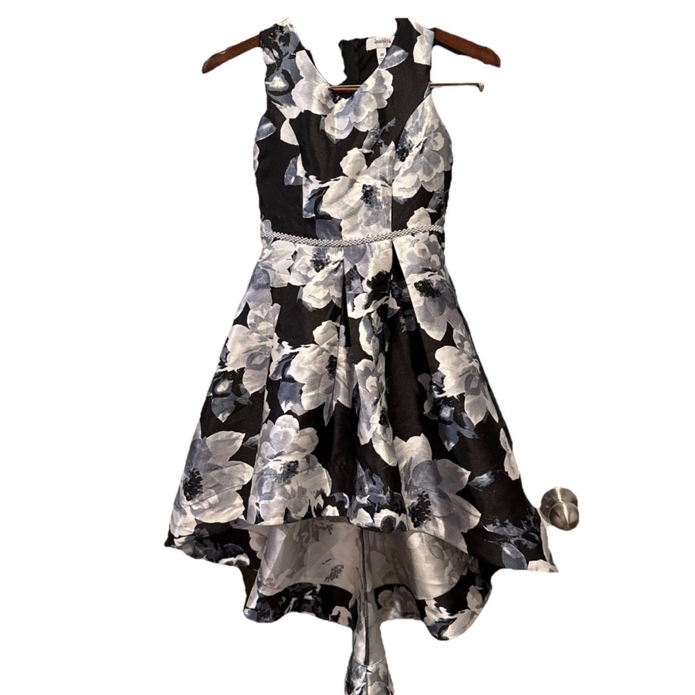 Speechless Girls Formal Dress Size 10 Black and White Floral Special Occasions‎